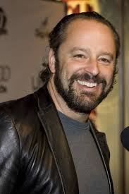 Gil Bellows